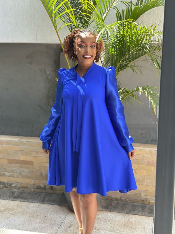 La Belle Fashions Elegant Flow Dress