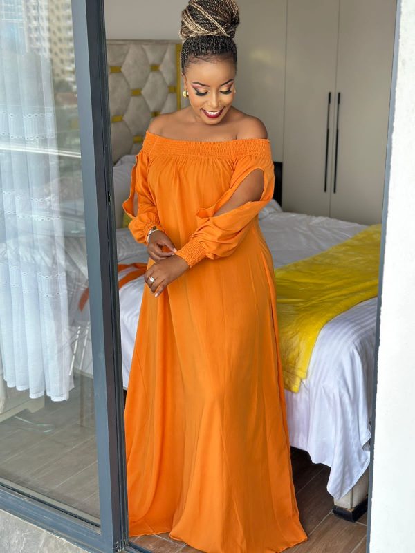 Off-Shoulder Flowy Maxi Dress with Waist Tie - Image 7